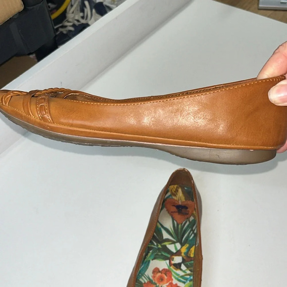 Imperfect Rocket Dog flats size 7.5 neutral flats criss cross front braided - Picture 3 of 13